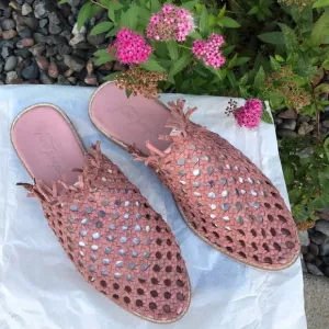 🍀🌸 Free People Mirage Woven Sandals 🌸☘️