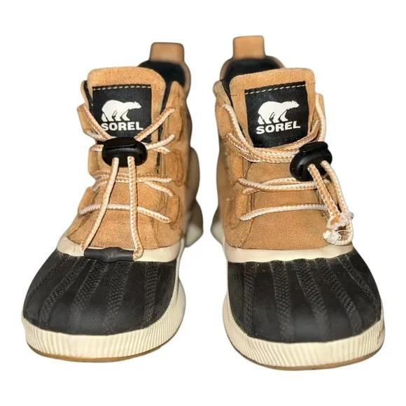 ▶️ Sorel ◀️ Youth Out N About Classic Waterproof Boots.  2