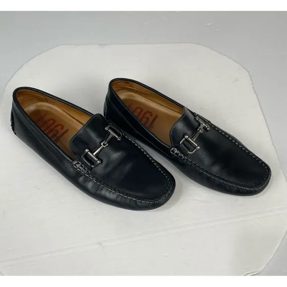 1901 Mens US 11 M  06516 Loafer Black Leather Slip-On Shoes.