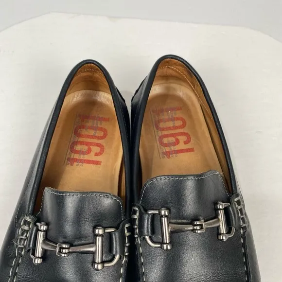1901 Mens US 11 M  06516 Loafer Black Leather Slip-On Shoes.