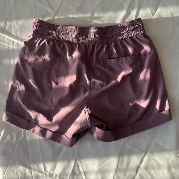 #2 Lululemon Spring Break Away Short *4-way Stretch 3&quot; Smoked Mulberry Size 6