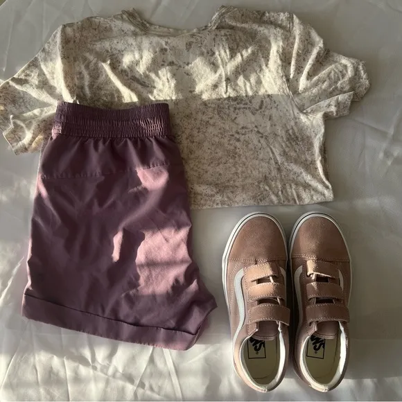 #2 Lululemon Spring Break Away Short *4-way Stretch 3&quot; Smoked Mulberry Size 6