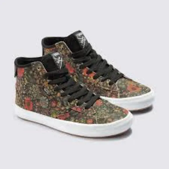 #43❤️ Brand new Vans The Lizzie Flower Black