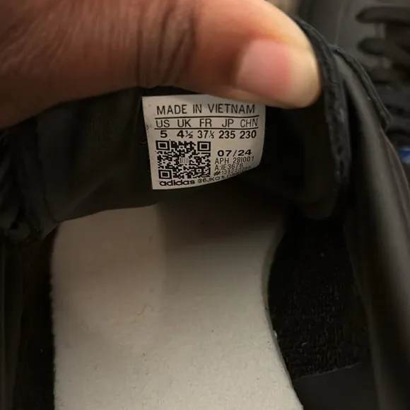 Adidas kid’s Black and White Samba, brand new never worn.