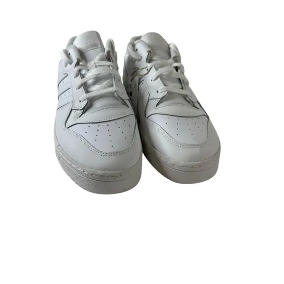 Adidas Originals Rivalry Low Shoes Sneakers in Cloud White 11.5