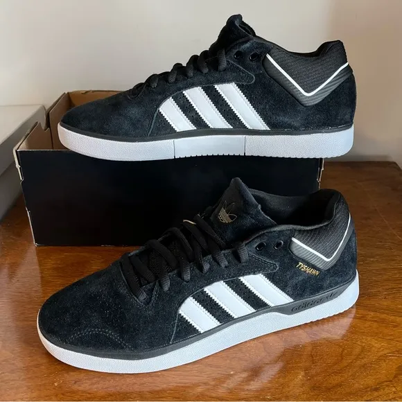 ADIDAS Tyshawn Core Black Shoes