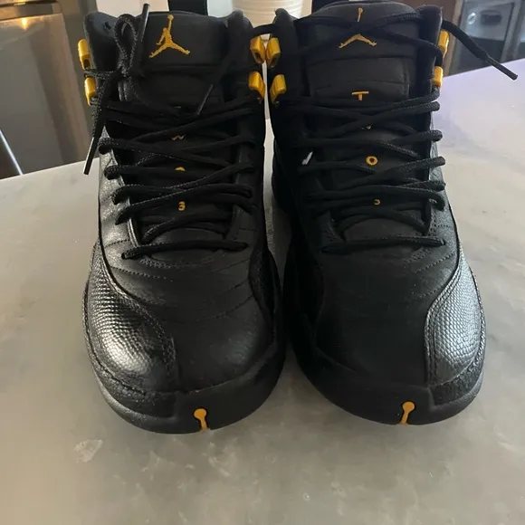 Air Jordan 12 Retro Men's Size 8 Shoes Black Taxi