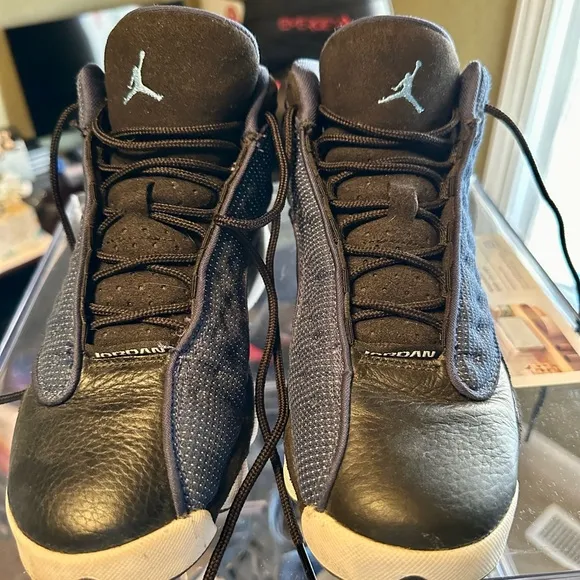 Air Jordan 13 retro blue size 6Y boys