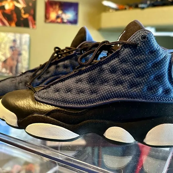 Air Jordan 13 retro blue size 6Y boys