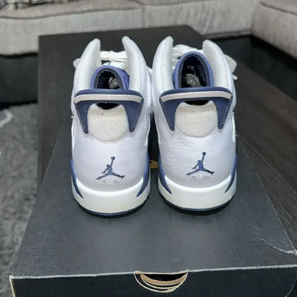 Air Jordan 6 Retro &quot;White and Midnight Navy&quot;