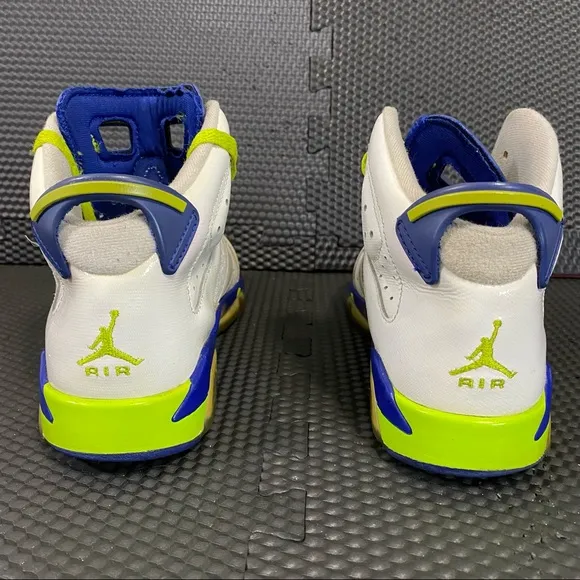 Air Jordan Kids 6 Retro Shoes GG Green White 6.5Y