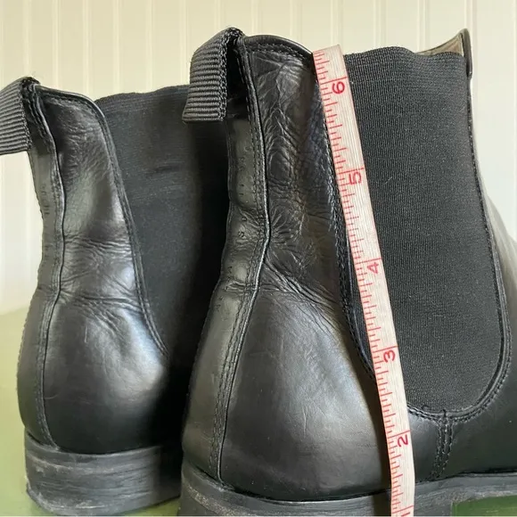 All Saints Men’s Classic Chelsea Boots in Black Leather *Portugal*