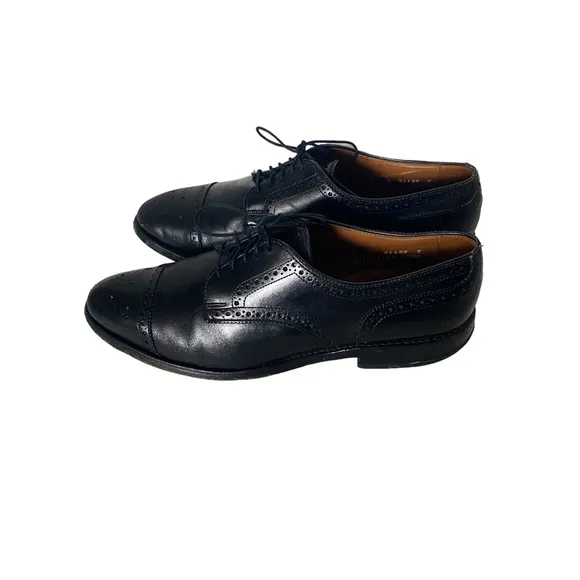 Allen Edmonds black leather loafer size 9 D (SH10