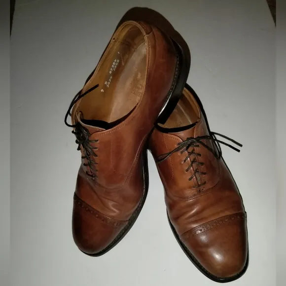 Allen Edmonds (Size 9D) Mens Brown Leather Cap-Toe &quot;Byron&quot; Lace Up Oxford Shoes