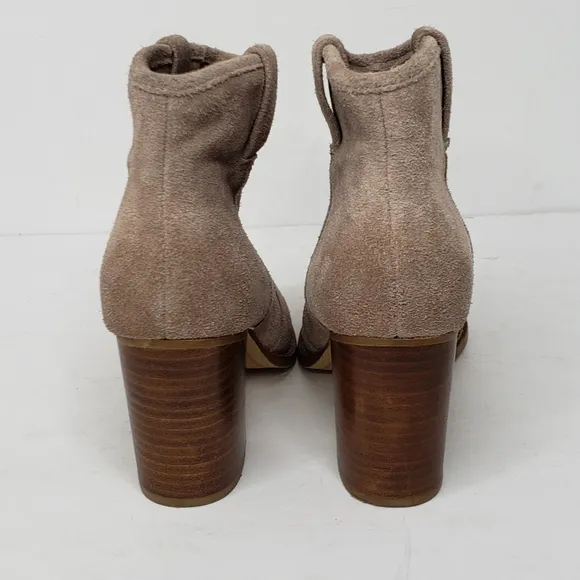 Anthro Splendid Lakota Tan Suede Ankle Booties