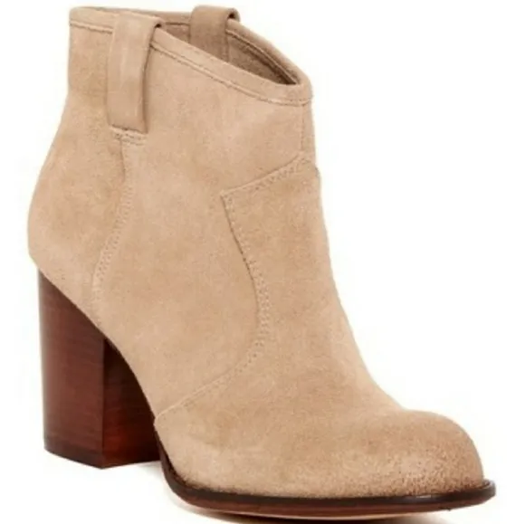 Anthro Splendid Lakota Tan Suede Ankle Booties