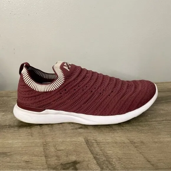 APL Techloom Wave Traveler Men's Slip-on Sneakers