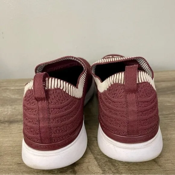 APL Techloom Wave Traveler Men's Slip-on Sneakers