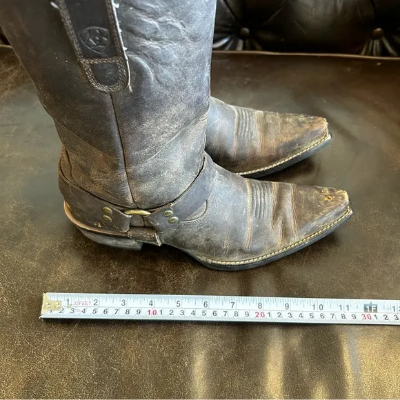 Ariat Women’s Brown Leather Cowboy Boots size 8.5B
