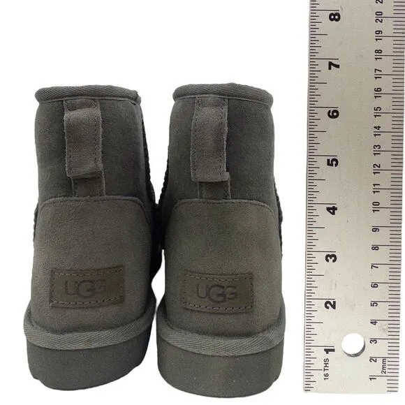 Authentic Ugg Classic Mini II Boots Grey 10 Gray