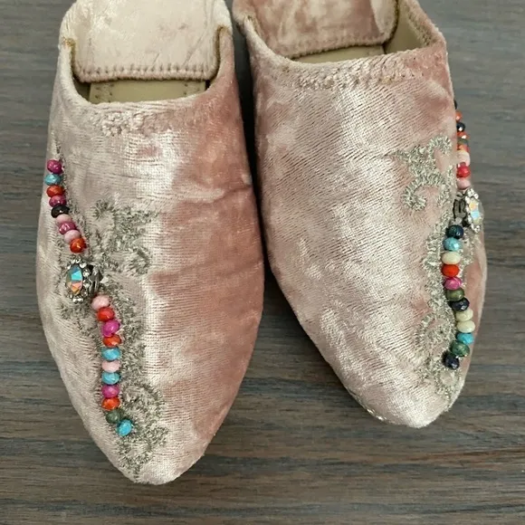 Baby girl moroccan babouch traditional shoes handmade beaded pink velvet leather
