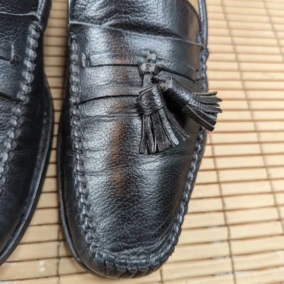 Bally Mens Leather Tassel Slip On Loafer Shoes Black leather Size 10.5D.   73.5p