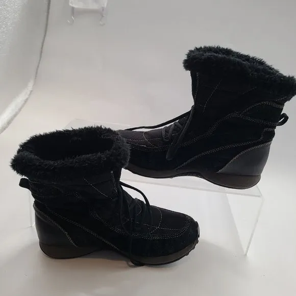 BareTraps Latori Black Quilted Suede Stay Dry System Lace-up Faux Fur Boots 9.5M