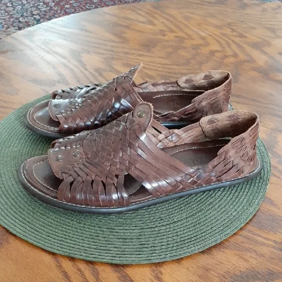 BED STU Brown Woven Leather Huache Sandals Size 10