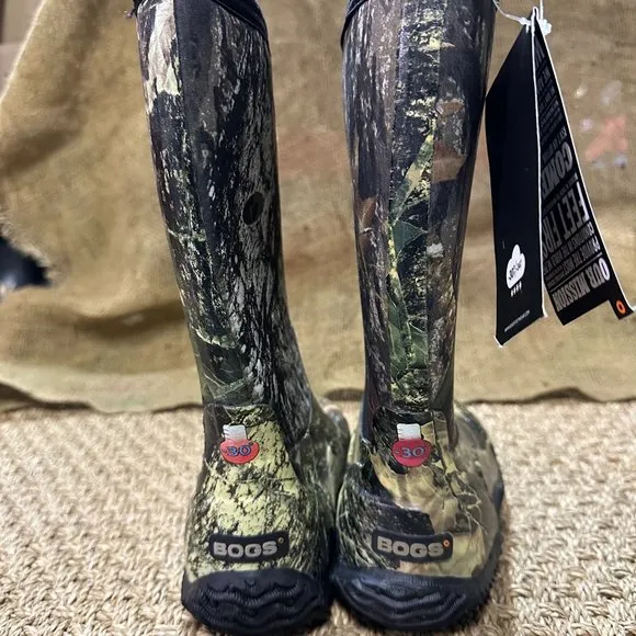 BOGS KIDS CLASSIC CAMO MOSSY OAK HIGH BOOTS NWT