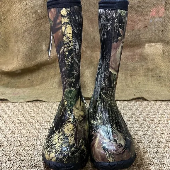BOGS KIDS CLASSIC CAMO MOSSY OAK HIGH BOOTS NWT