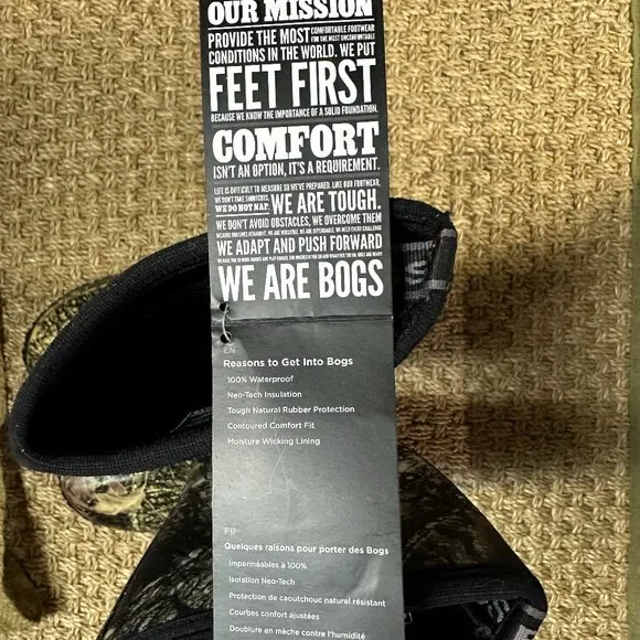 BOGS KIDS CLASSIC CAMO MOSSY OAK HIGH BOOTS NWT