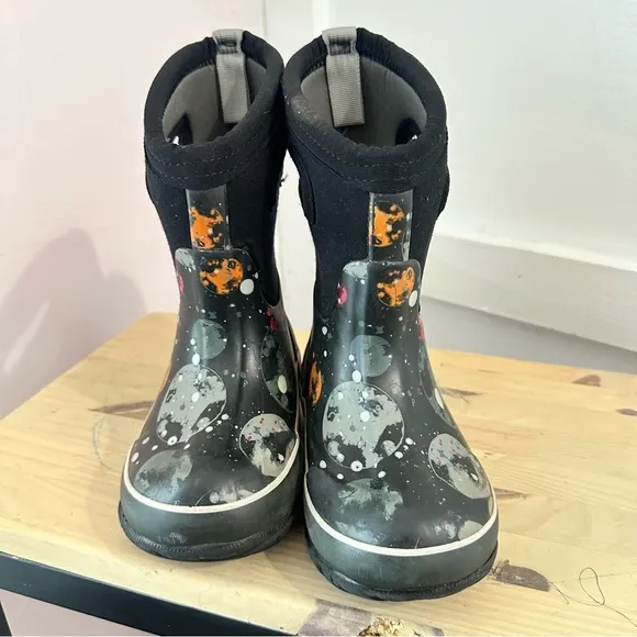 Bogs Kids' Classic Moons Winter Boots infants 8