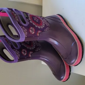 Bogs Like New Classic Pansies Winter Boots