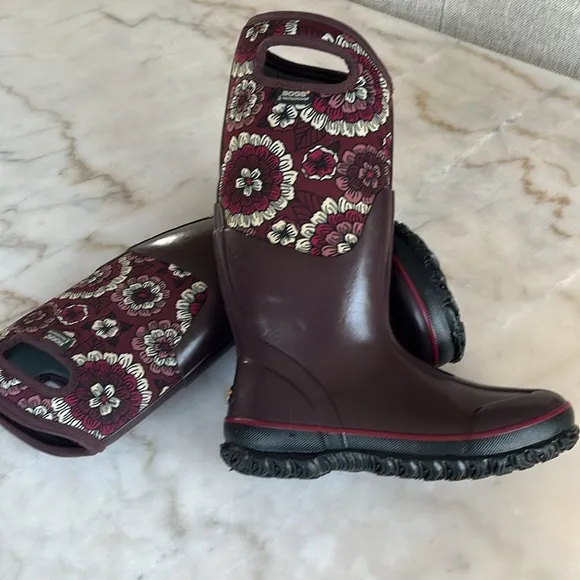Bogs Women's Floral Purple Classic Pansies Waterproof Rain Snow Boots US7 EU38