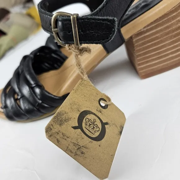 Born Shonie Sandals Black‎ Leather Block Heel Strappy 9 Woven