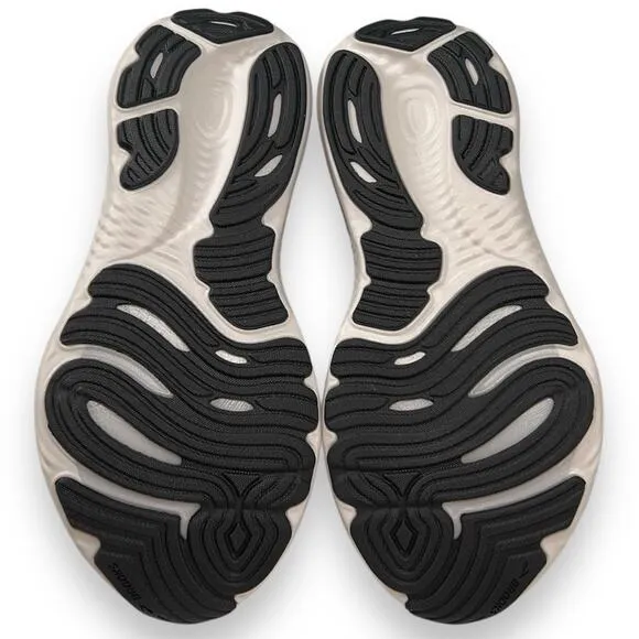 Brooks Glycerin 22 Womens 9.5 High Cushion Running Shoes Black White EUC!