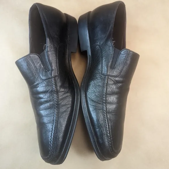 Bruno Magli &quot;Raging&quot; black calf leather slip on loafer men's size 7.5M shoes.