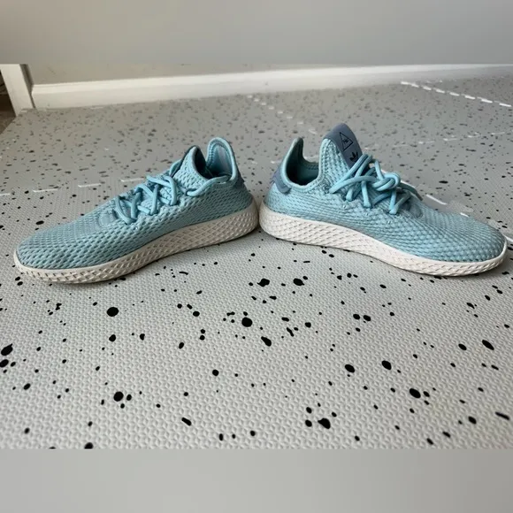 Bundle of Kids Shoes- Sizes 3-4