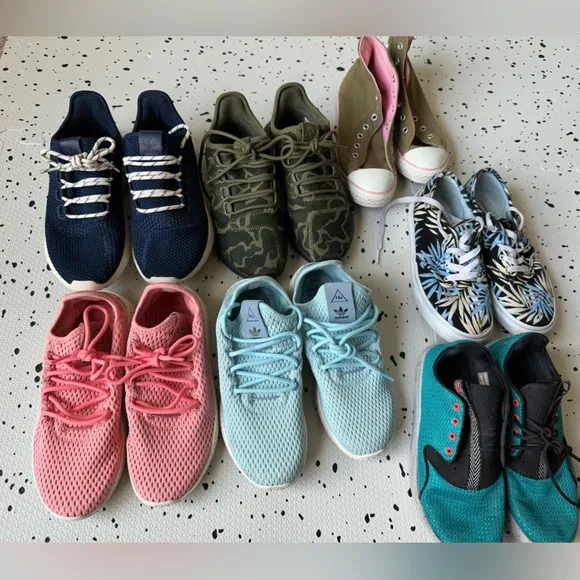 Bundle of Kids Shoes- Sizes 3-4