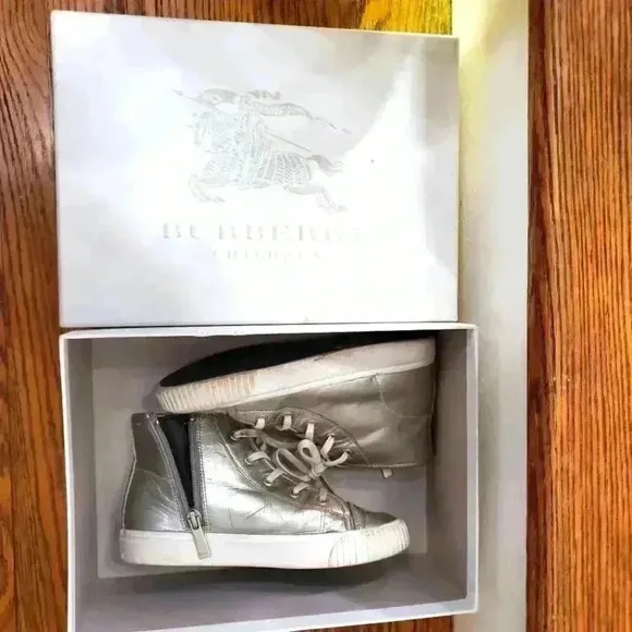 Burberry Shoes Kids Size 31