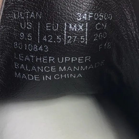 Calvin Klein Ultan Tan Suede Chukka Boots