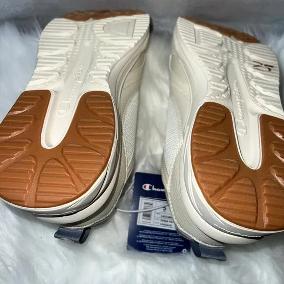Champion Shoes Youth Size 5 Motive Running Kinna Retro Color Beige