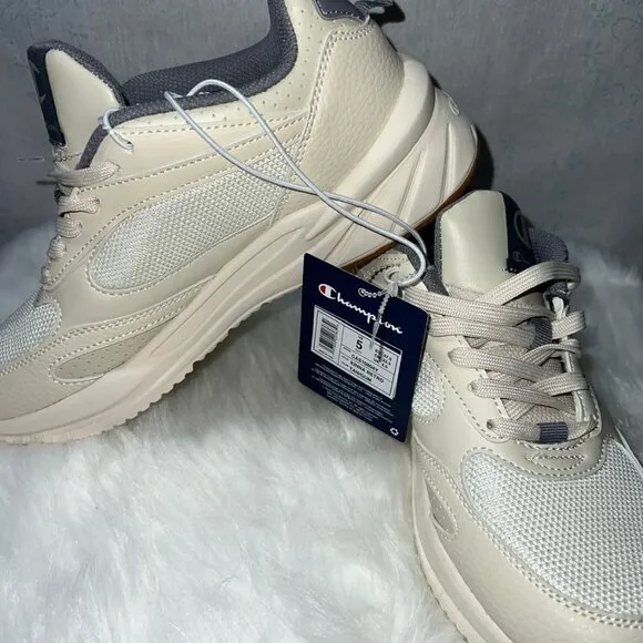 Champion Shoes Youth Size 5 Motive Running Kinna Retro Color Beige
