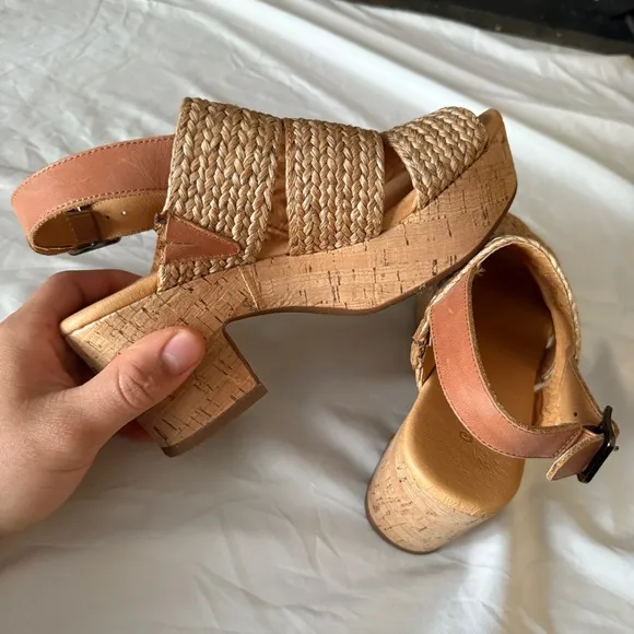 Chocolat Blue Womens Gusto Platform Sandal