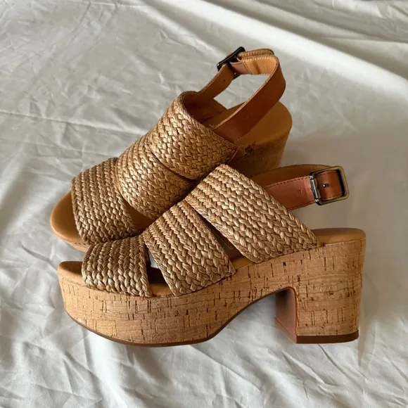 Chocolat Blue Womens Gusto Platform Sandal
