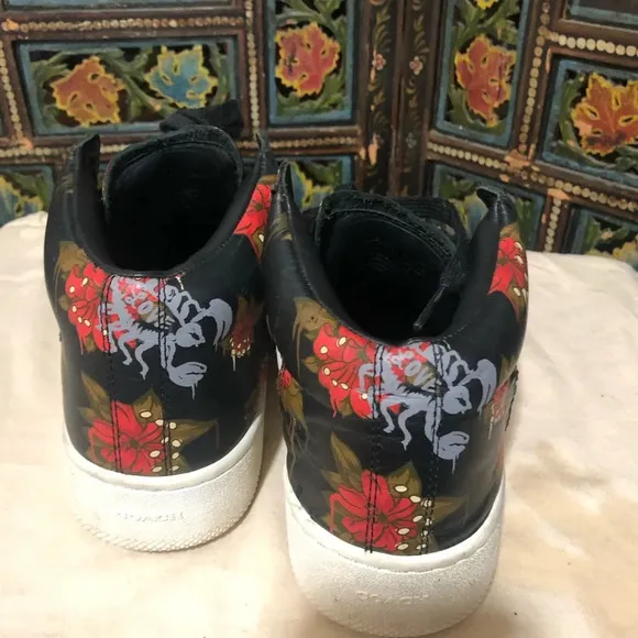 COACH C210 LEATHER WILD LILY FLORAL MID TOPS SIZE 8