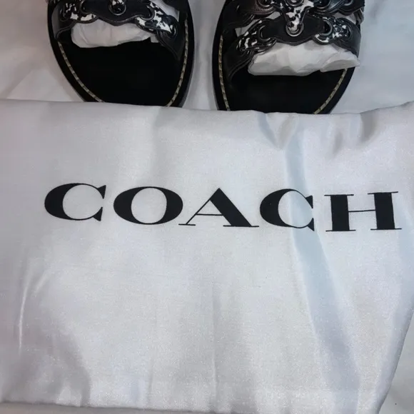Coach gladiator Flat Sandals Sz 5.5B leather New dust bag
