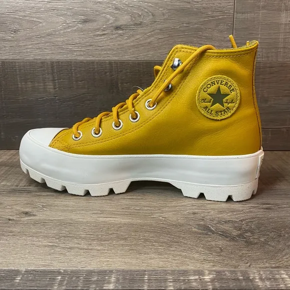 Converse CTAS Lugged Leather High ‘Gold Dart’