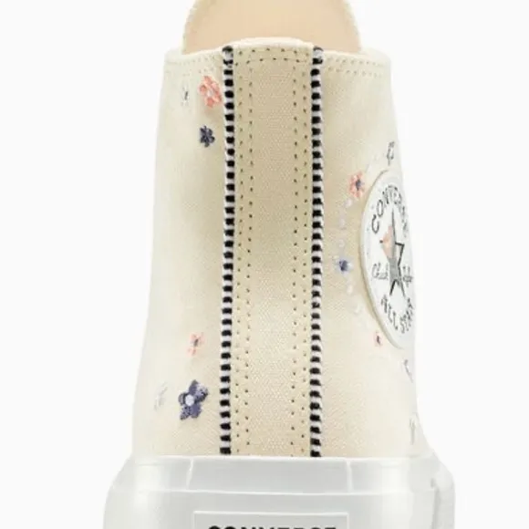 Converse Lift Platform Petite Petals High top shoes light dune women’s 8