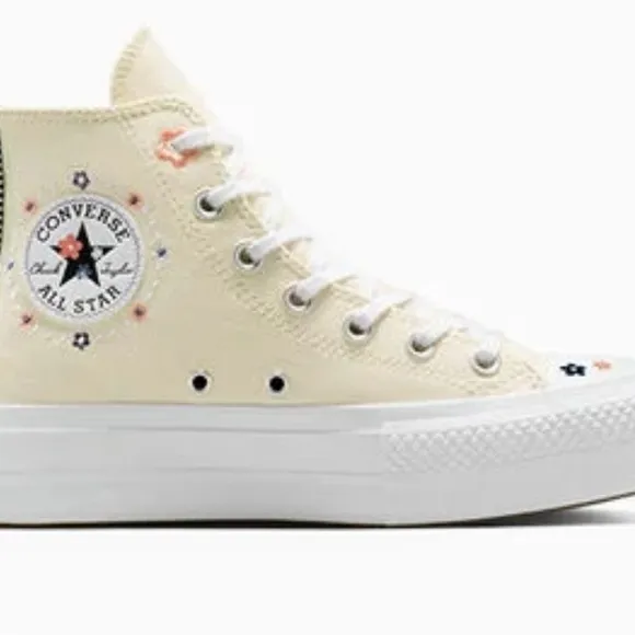 Converse Lift Platform Petite Petals High top shoes light dune women’s 8